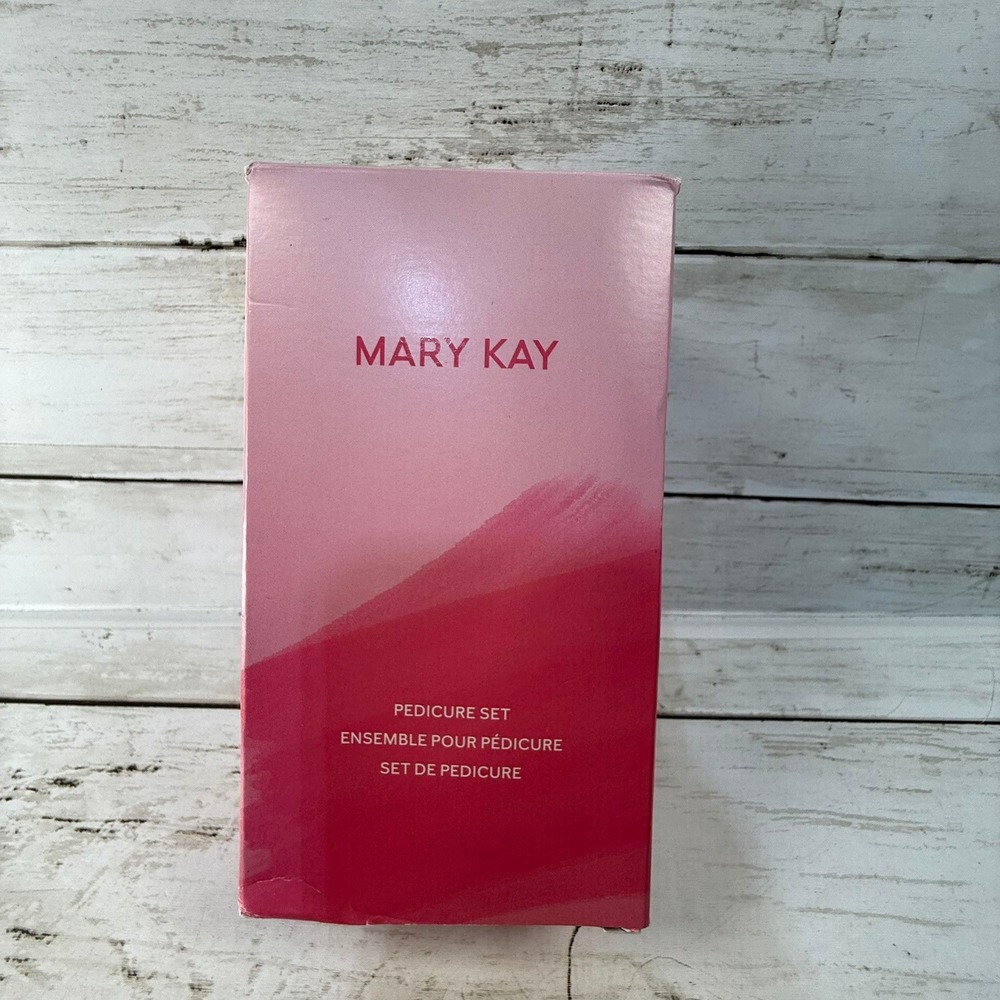 Mary Kay Mint Pedicure Set Foot Scrub Lotion Pumice Stone Nail Buffer NEW